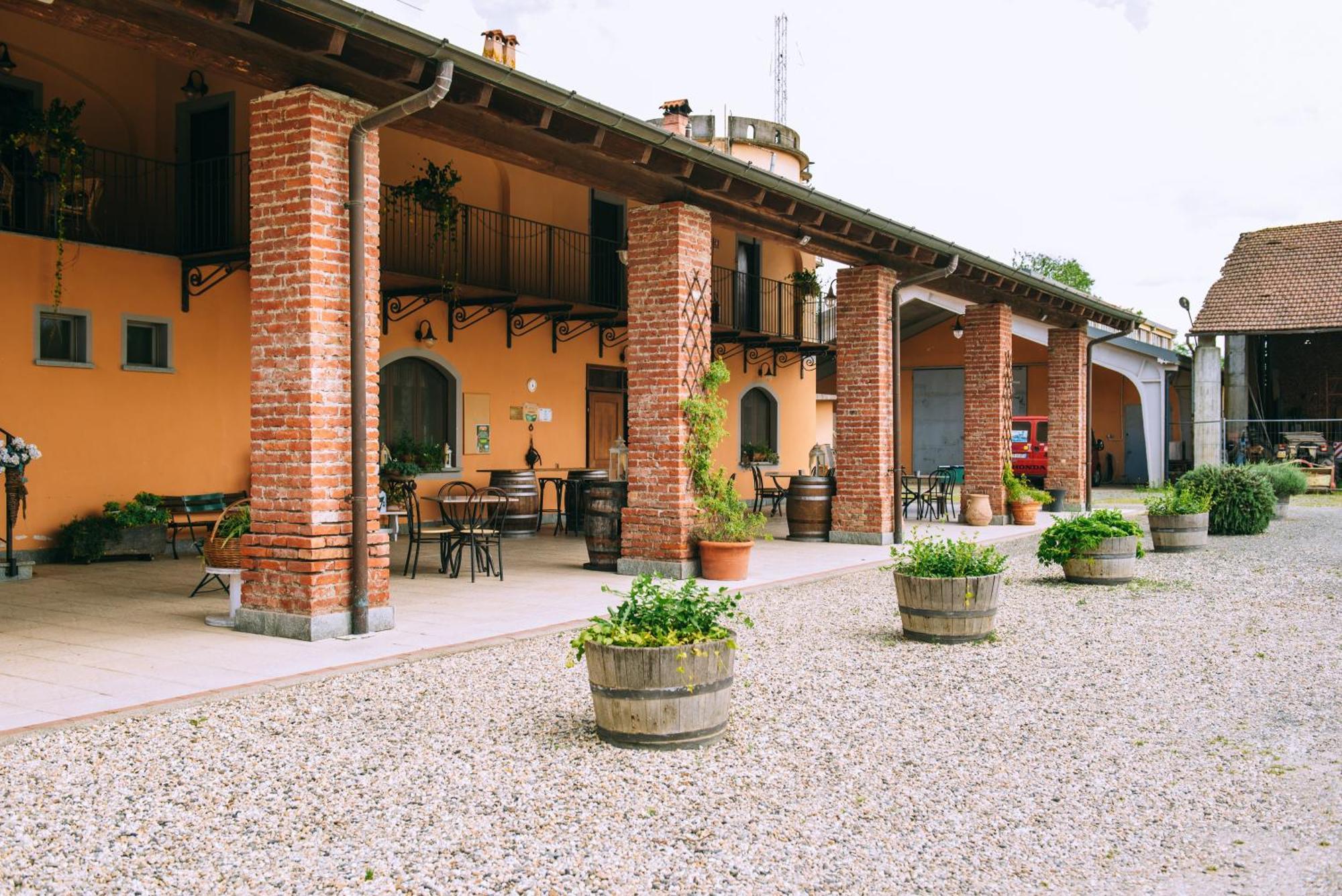Country House Cascina Orto Pasturana Luaran gambar